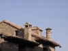 dsc 0468.jpg Toitures du village médiéval d'Ainsa avec les cheminées aragonaises typiques