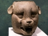 epv 0284.jpg Musée d'Anthropologie, salle Maya, récipient en argile à tête de jaguar (origine état de Tabasco)